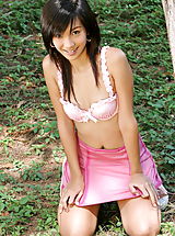 naked 18, Lolita Cheng