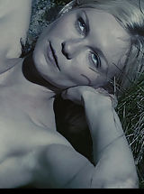 naked blonde, Kirsten Dunst
