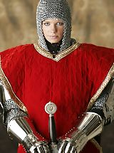 Bare Maidens Nippels, Zara