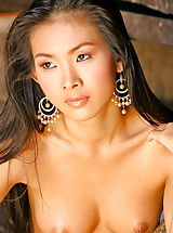 Naked Asian, Jang Jie Ling